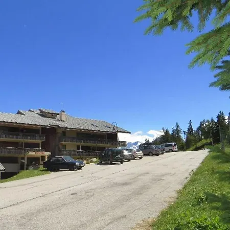 Studio Cabine 3 Pers. Aux Pieds Des Pistes Avec Balcon A Auris En Oisans - Fr-1-297-35 Apartment *